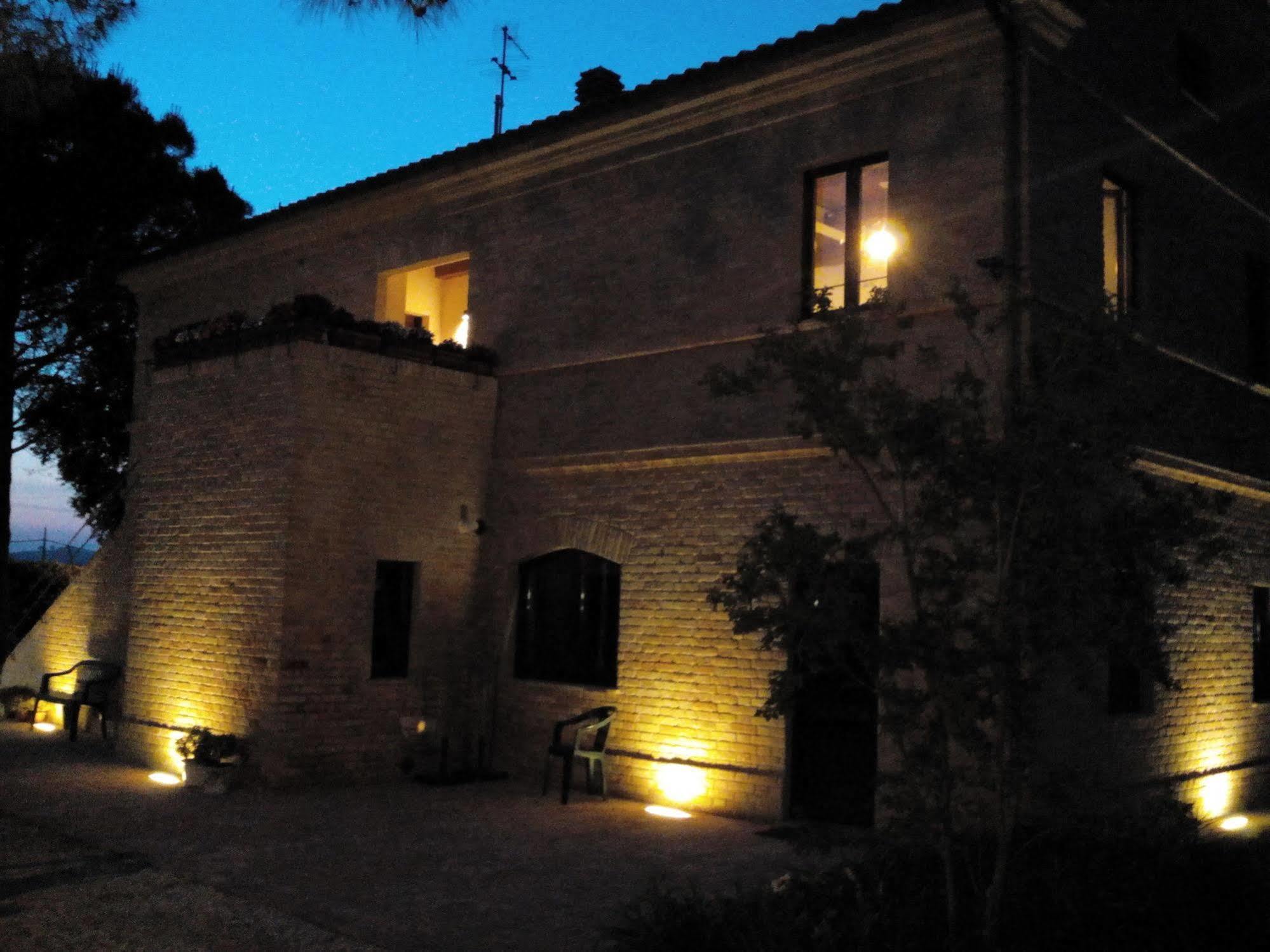 Agriturismo La Fonte Di San Girio ξενώνας Potenza Picena Εξωτερικό φωτογραφία