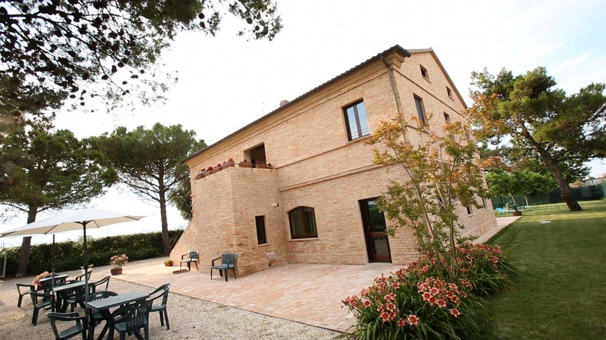 Agriturismo La Fonte Di San Girio ξενώνας Potenza Picena Εξωτερικό φωτογραφία
